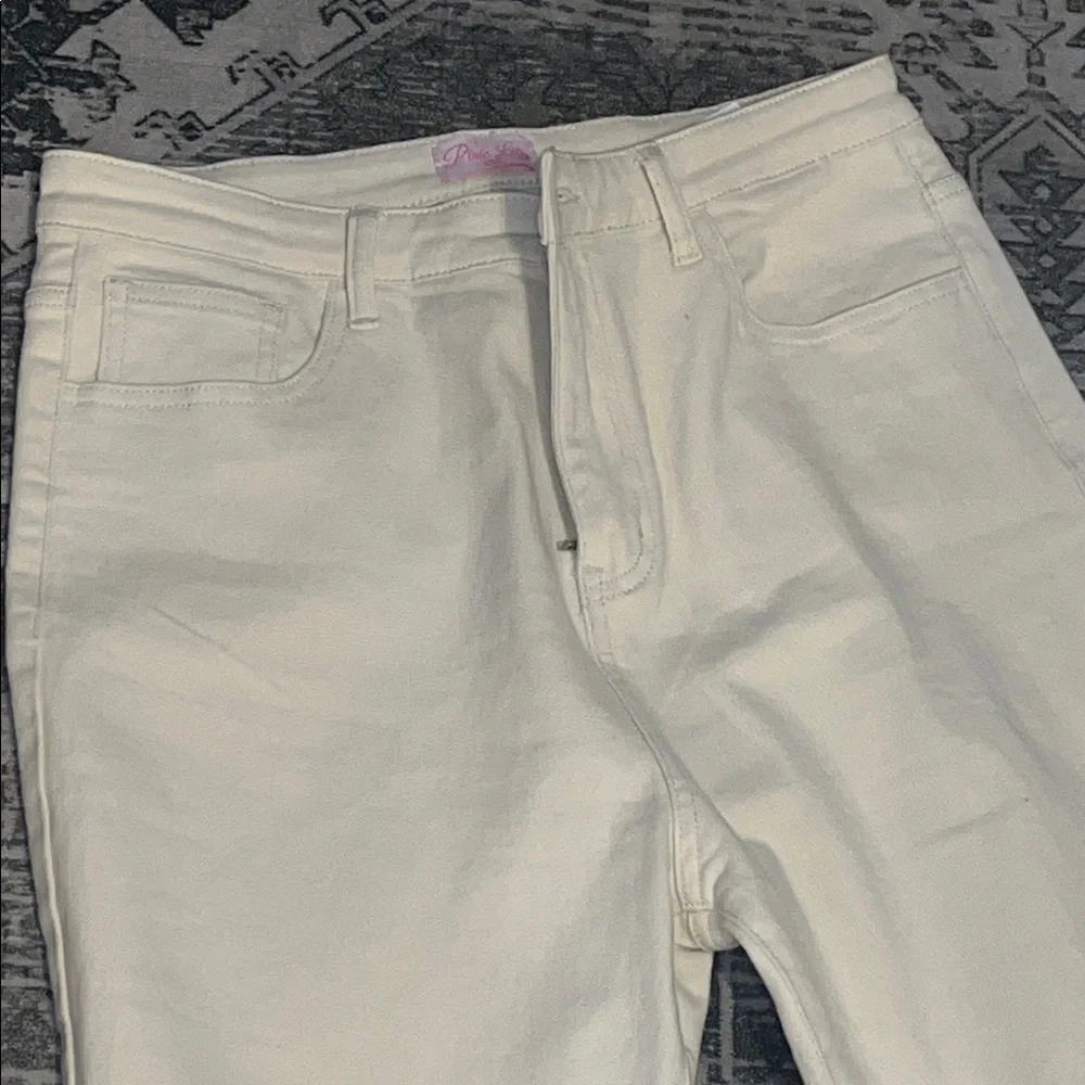 Pink Lily women’s off White Flared Jeans size 29